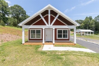 Building Photo - 1029 Smyzer