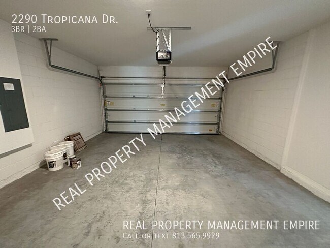 Building Photo - 2290 Tropicana Dr