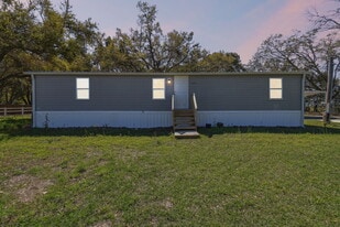 Building Photo - 39510 Sunburst Dr