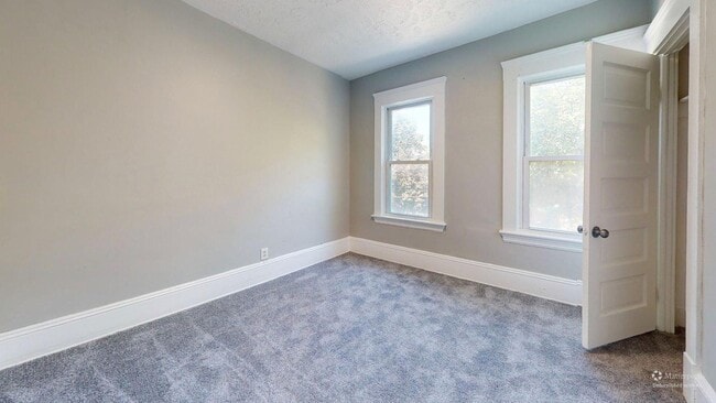 Building Photo - Cudell/West Blvd neighborhood; 4 bedroom/1 bath single family house for rent!