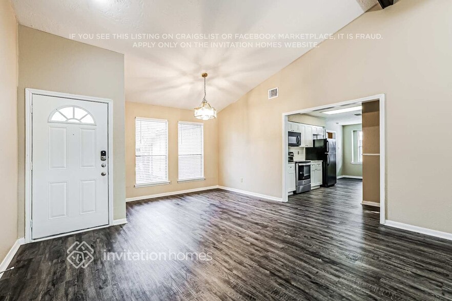 Building Photo - 17318 Shrub Oak Dr