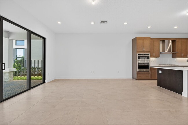 Building Photo - 13211 Feathering Wy