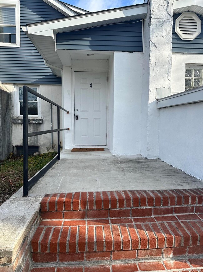 Building Photo - 2727 NY-94