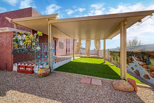 Building Photo - 6116 S Borego Rd