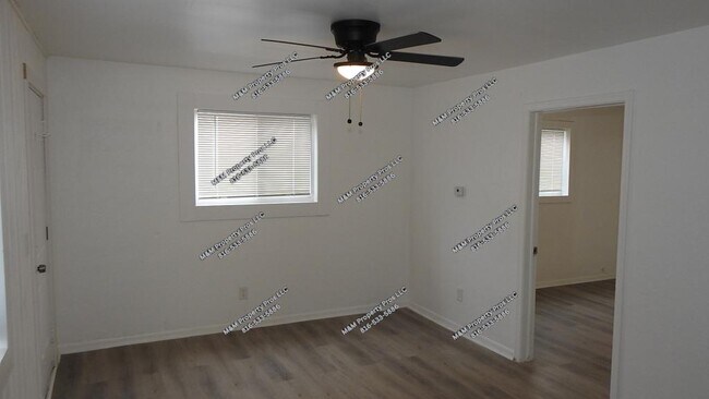 Building Photo - 509 Maier Dr