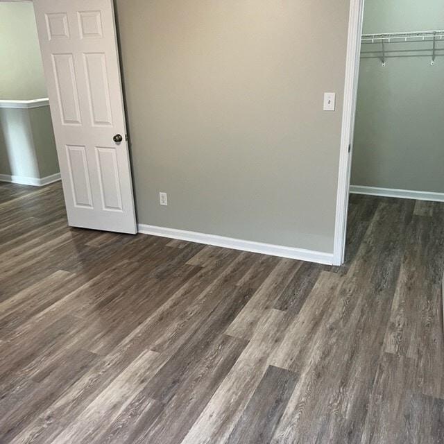 Building Photo - 1043 Jade Ln