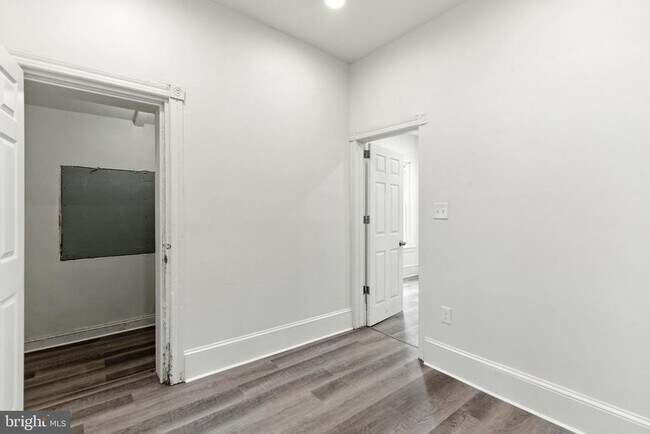 Building Photo - 22 N 53rd St