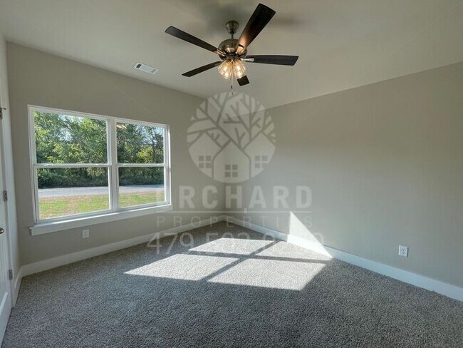 Building Photo - Bella Vista- Single-Family Home- Sought After Creekwood Plan