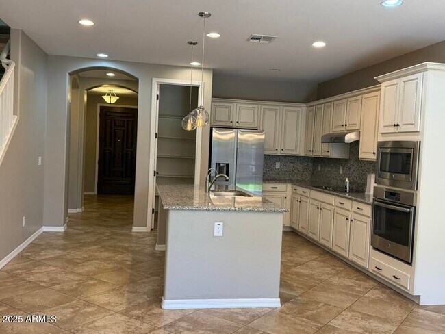 Building Photo - 297 E Kaibab Dr