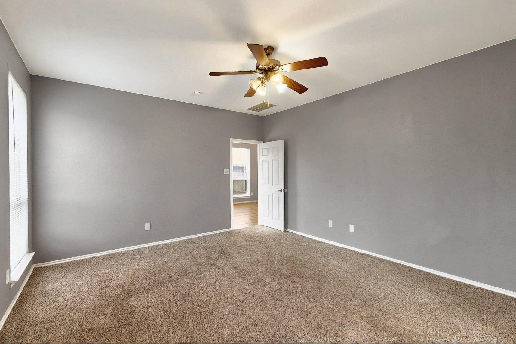 Building Photo - 9533 Willow Branch Way