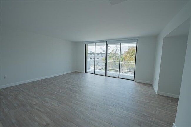 Building Photo - 468 Golden Isles Dr