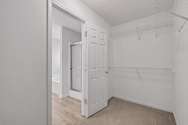 Building Photo - 1360 Harrington Dr