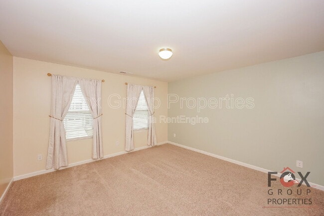 Building Photo - 144 Dyssa Lp