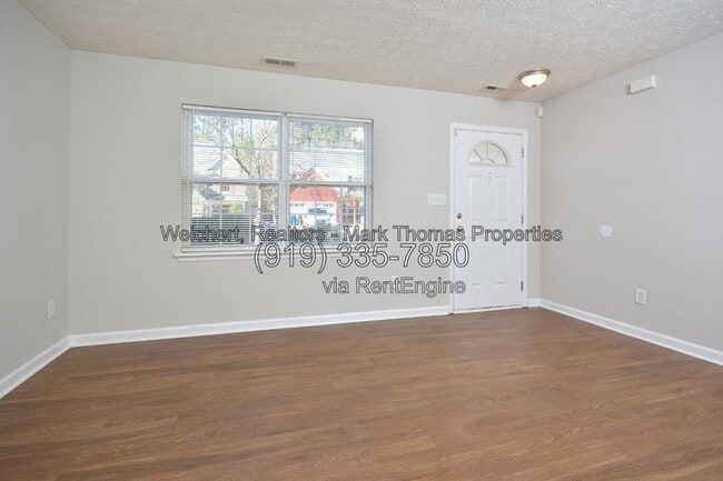 Building Photo - 905 Reedy Way