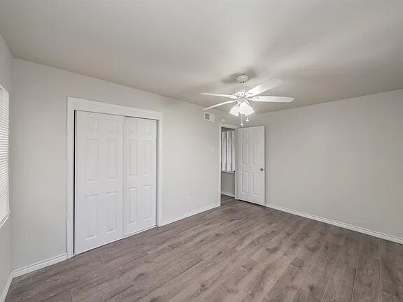Building Photo - 8322 Campanella Dr