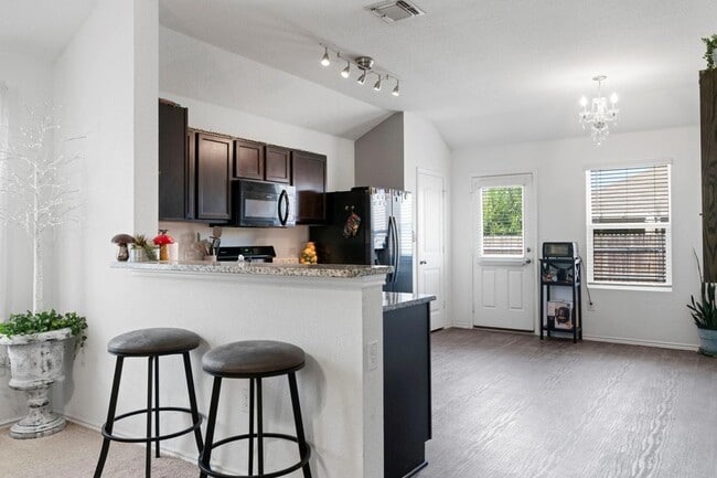 Building Photo - 3512 Batson Dr