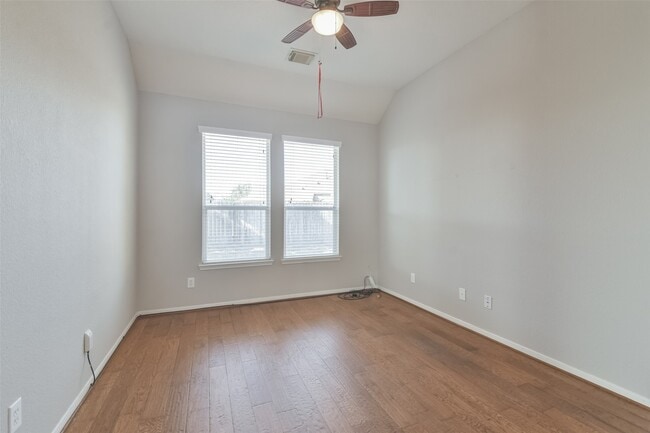 Building Photo - 15303 Paxton Landing Ln