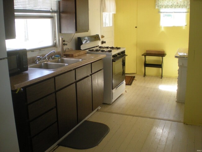 Building Photo - 520 Ln 150H Hamilton Lake