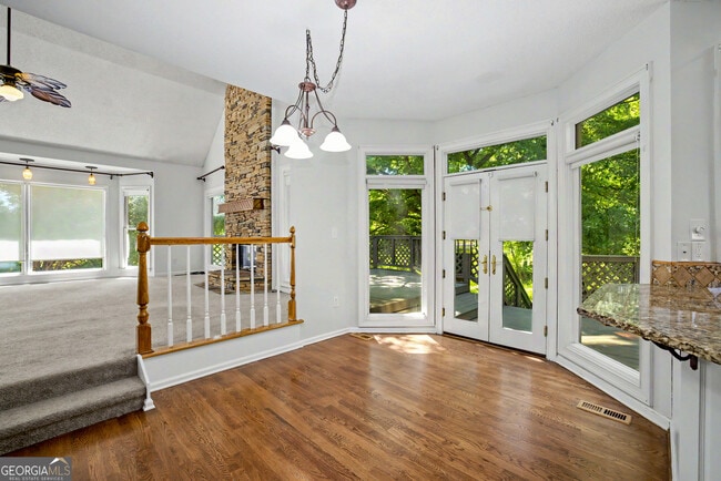 Building Photo - 1018 Pleasance Grove