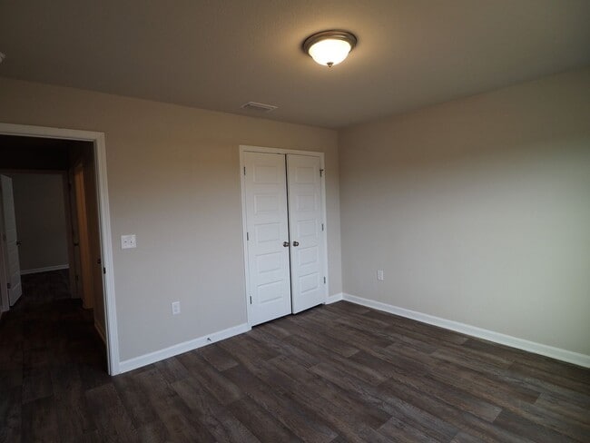 Building Photo - 4 bedroom home in Foley