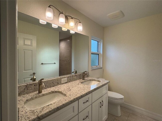 Building Photo - 2750 Carolina St