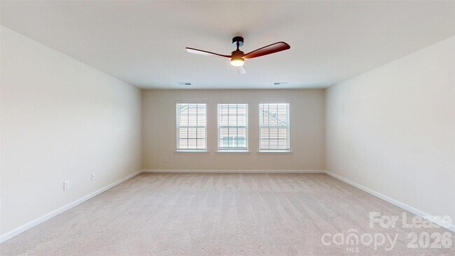 Building Photo - 15718 Aviary Orch Wy