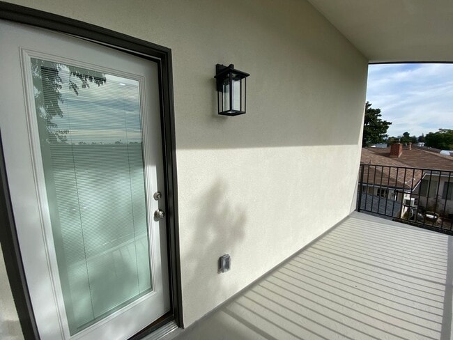 Building Photo - Newly built house on Dorothy Way! (Lease o...