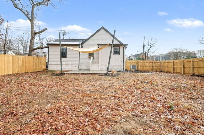 Building Photo - 12101 Fort Washington Rd