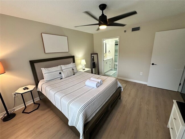 Building Photo - 4110 Ironwood Cir
