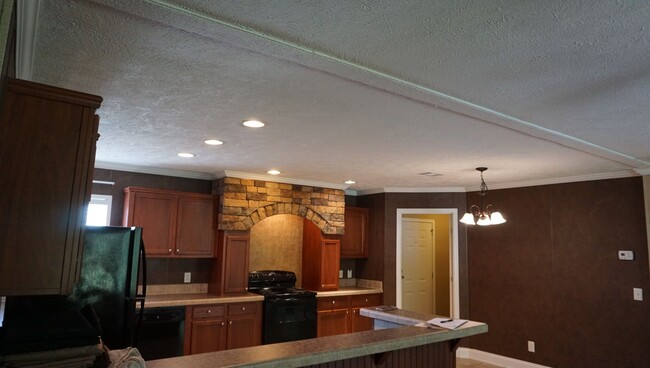 Building Photo - Home in the Lowndes County