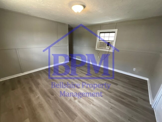 Building Photo - Cozy 1 Bed, 1 Bath Home in the Heart of Na...