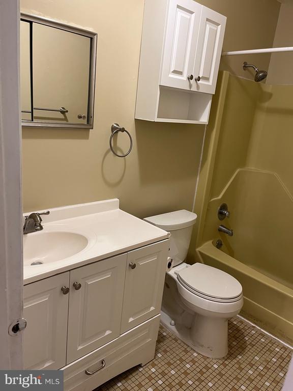 Building Photo - 1508 Silver Ct