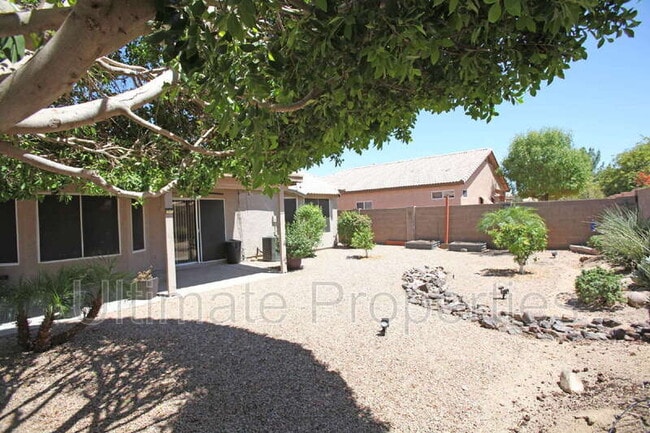 Building Photo - 20622 N 102nd Ln