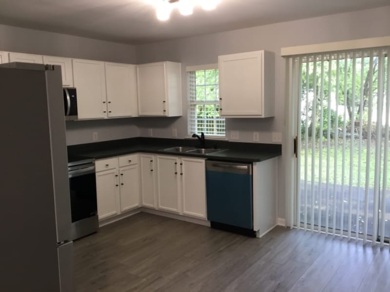 Building Photo - 1609 Tate Rd