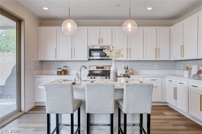 Building Photo - 2216 Elford Ct