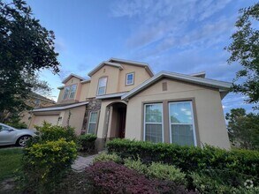 Building Photo - IMMEDIATE OCCUPANCY !!! LARGE// 5 Bedroom ...