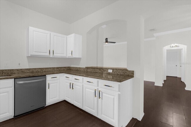 Building Photo - 163 Villa Di Este Terrace