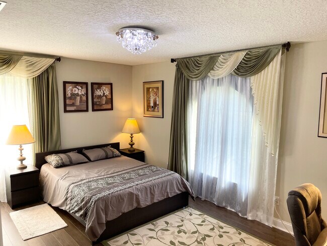 Building Photo - 35 Postman Ln