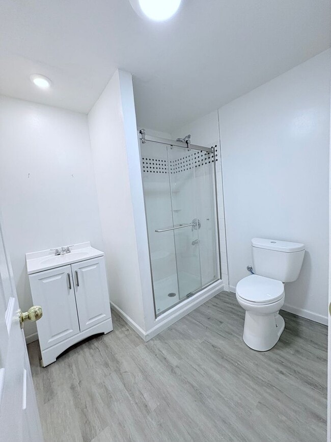 Building Photo - 4BR w/ Deck Near Blacklick Woods