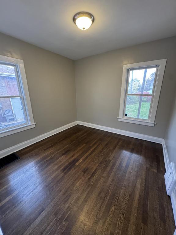 Building Photo - 14633 Turner Ave