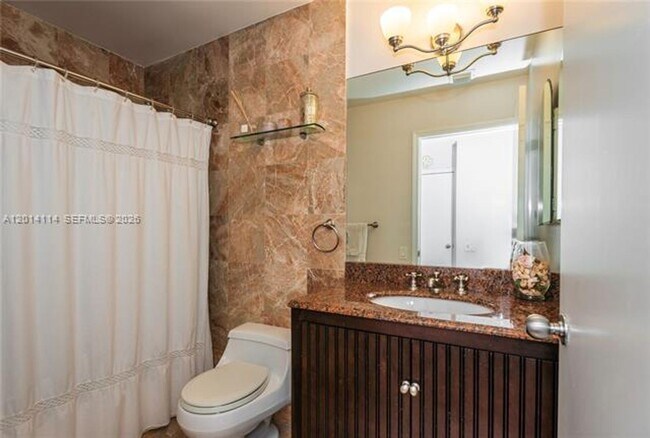Building Photo - 888 Brickell Key Dr