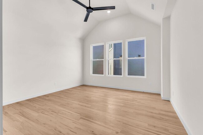 Building Photo - Amazing New Construction in North Nashville!