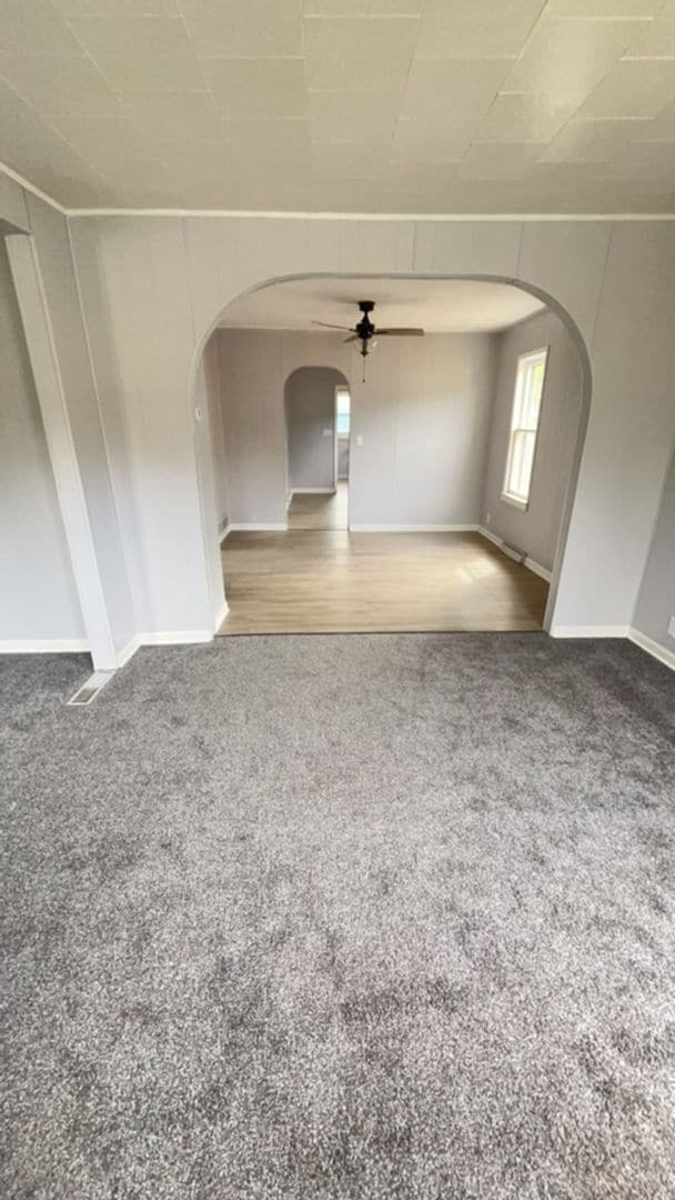 Building Photo - Single Family Home Available!