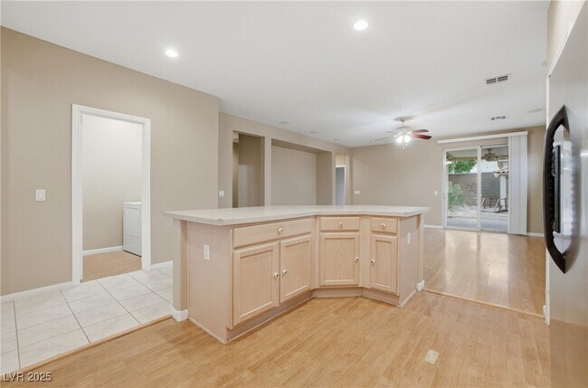 Building Photo - 10631 Sweet Lilly Ct