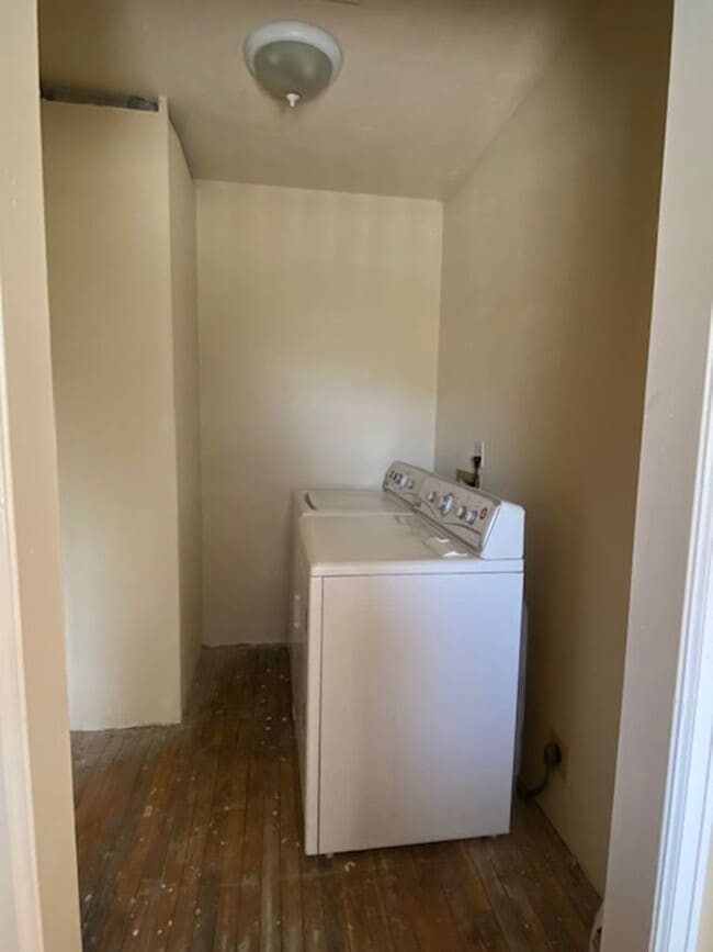 Building Photo - 745 Mc Carthy Blvd