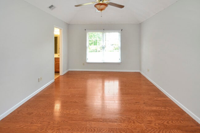 Building Photo - 4299 Gin Wade Cove