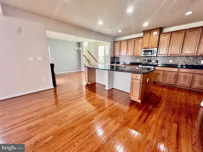 Building Photo - 22342 Heron Neck Terrace