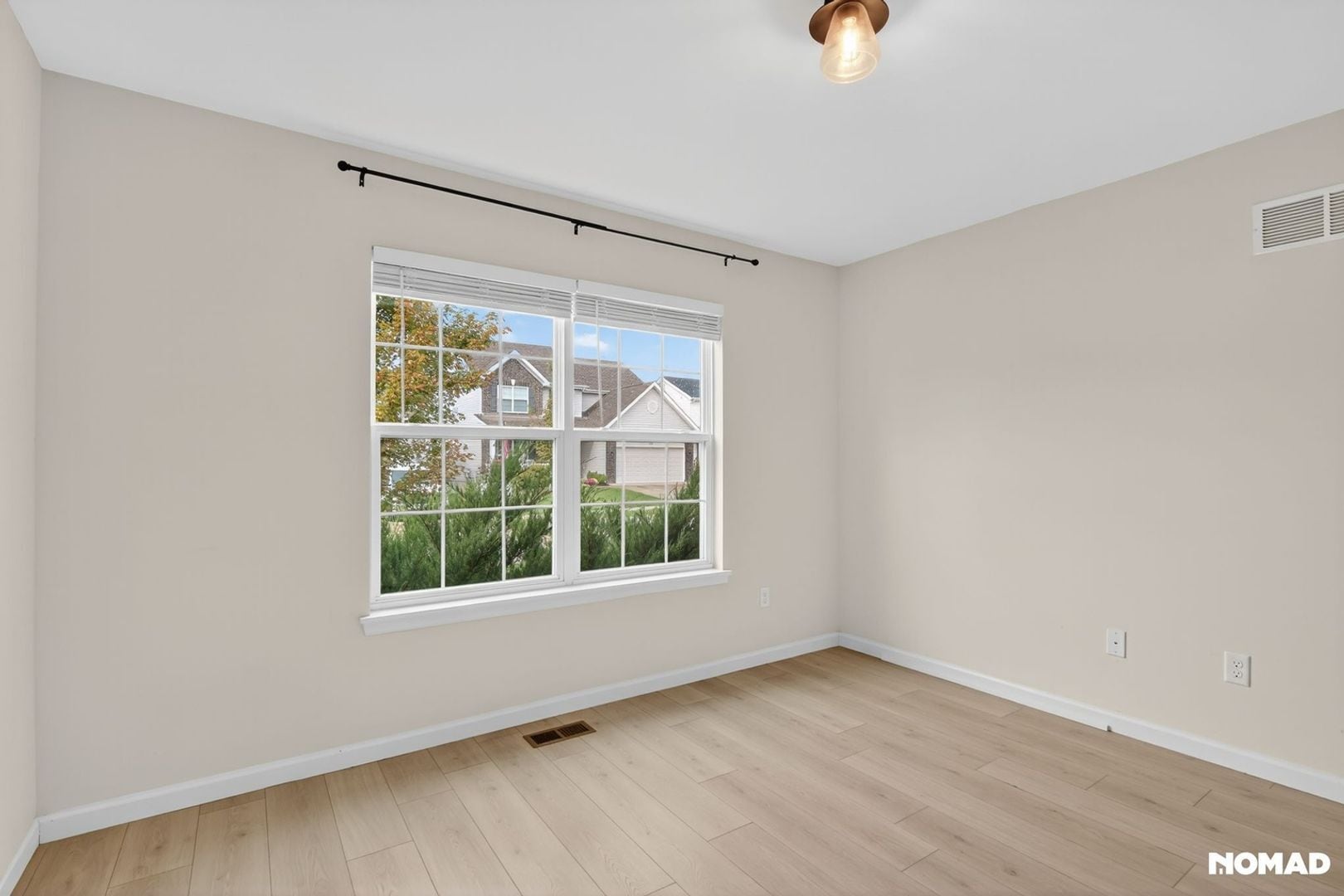 Building Photo - 2112 Windswept Farms Dr