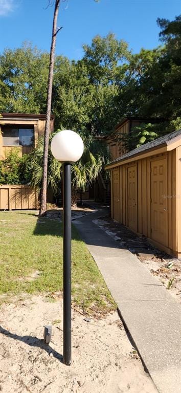 Building Photo - 222 Crown Oaks Way