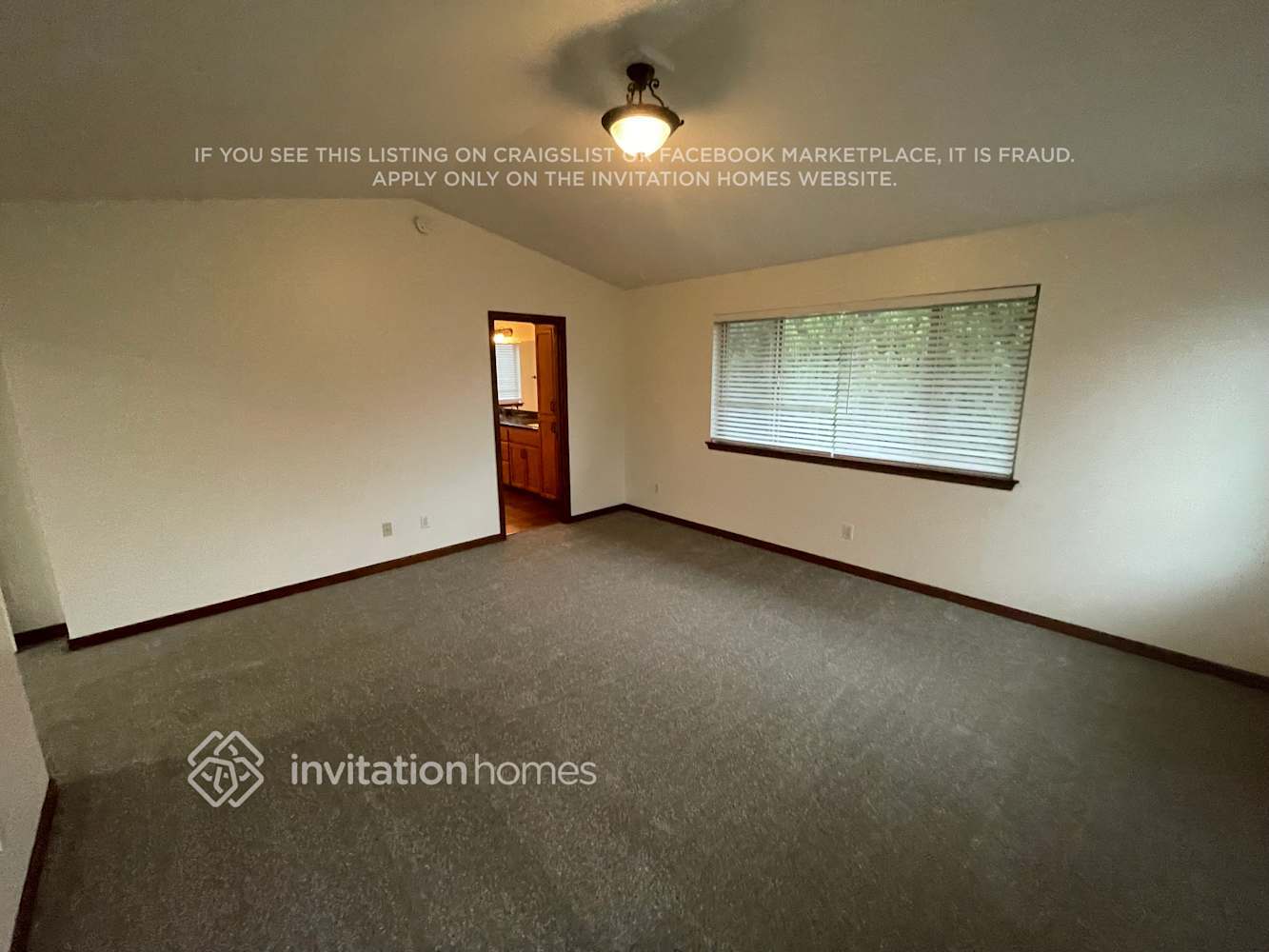 Building Photo - 109 Ames St NE